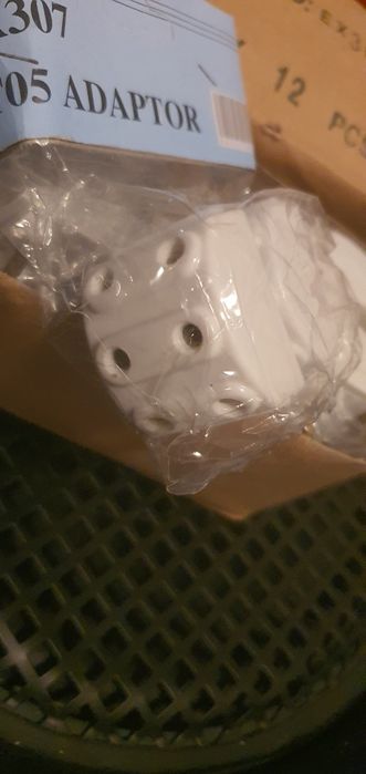 Multiple Chips (Up to 5 Chips Can Be Linked)64750891130371121