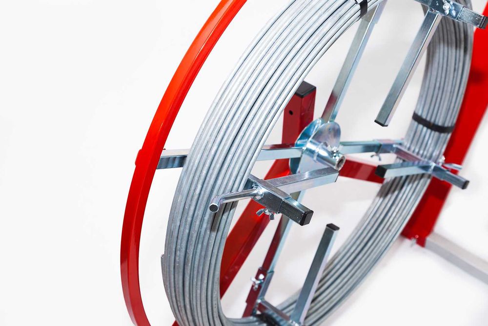 Rozwijak do drutu odgromowego i bednarki z prościarką II