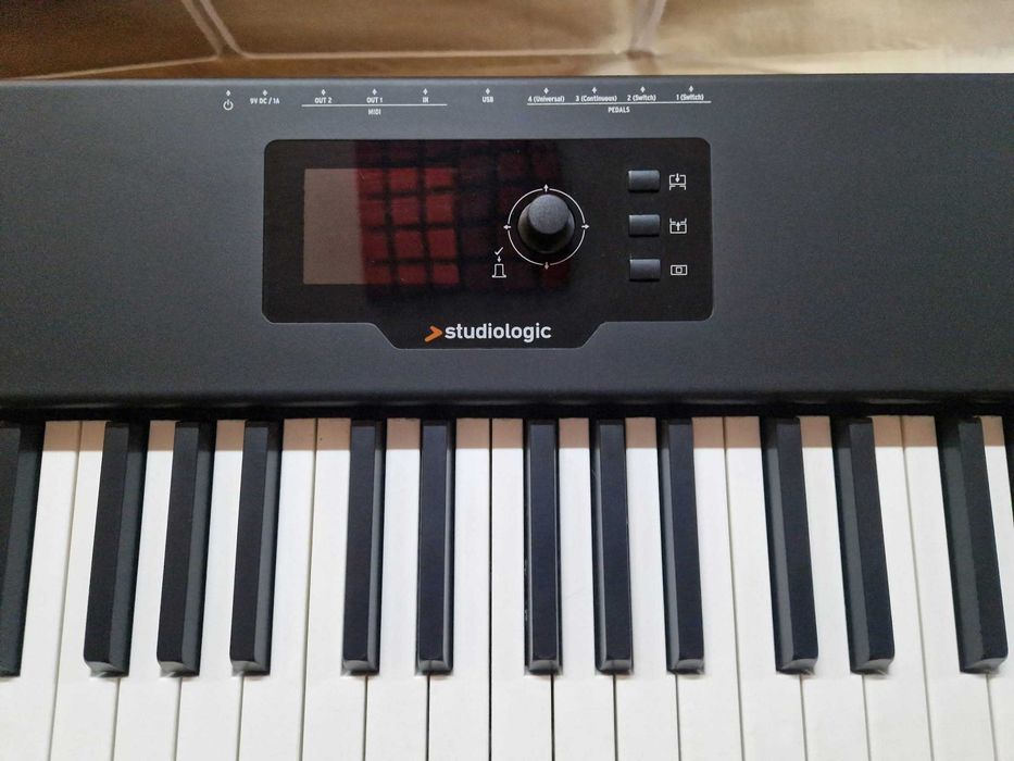 Controlador Studio Logic SL 88