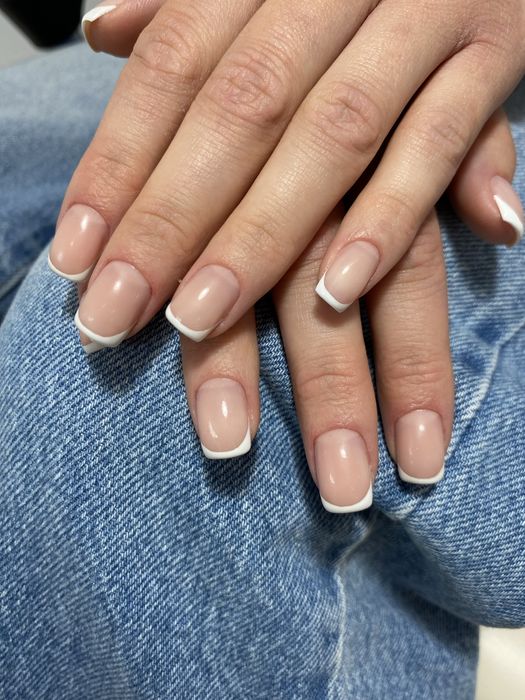 Сахарова 23!  Манікюр Педикюр!