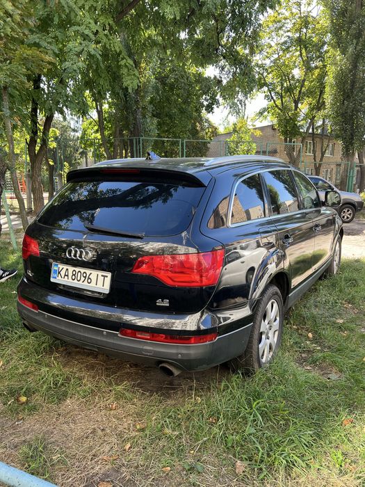 Продам AUDI Q7 2007 год випуска