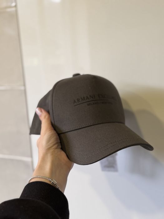 Кепка Armani Exchange