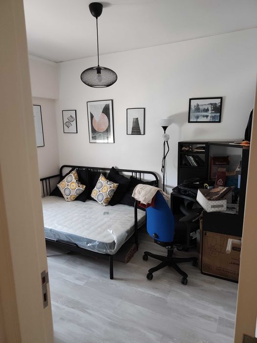 Quarto em Agualva- R. Abilheira