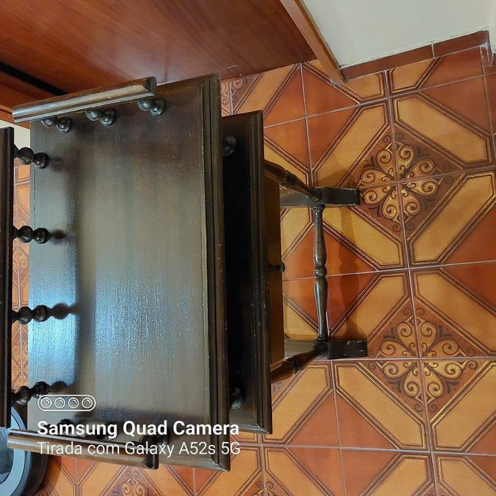 Mesinha para telefone