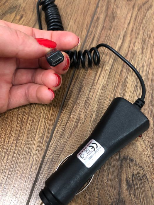 Ładowarka do gniazda zapalniczki tupu mikro USB