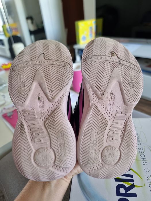 Buty sportowe Primigi 26