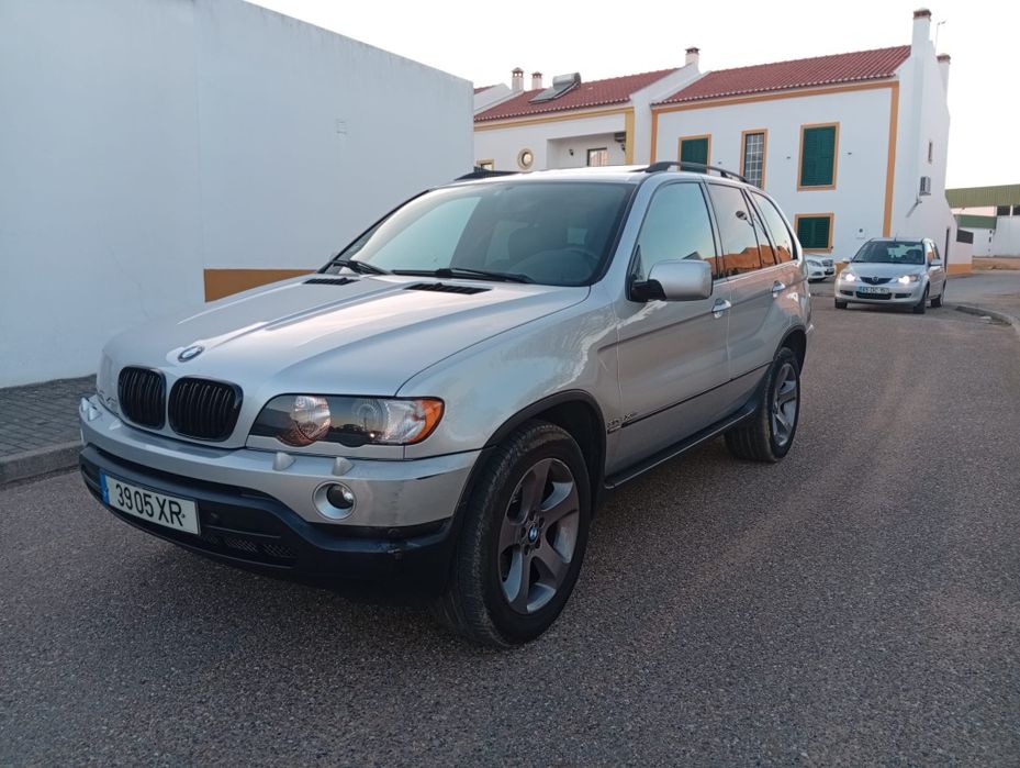 Vende-se BMW X5 3.0D E53 pack M nacional com 220mil quilómetros  ano 2004