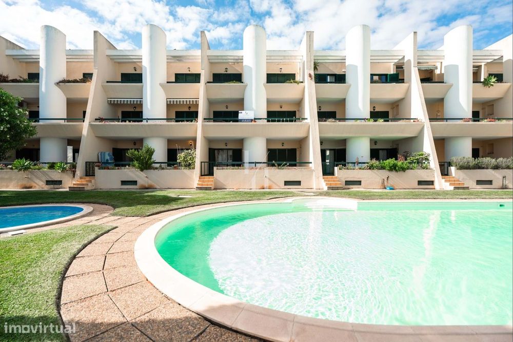 T2 para venda, em Vilamoura, com piscina e garagem — Quarteira, Faro