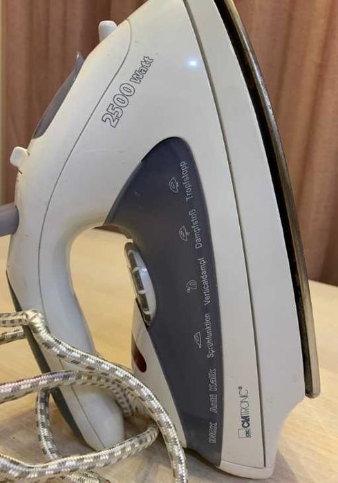 Утюг Clatronic DB 3106 на 2500W