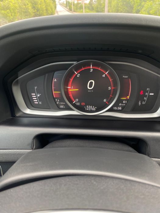 Volvo XC60 D4 2.0 Dynamic Auto Nacional