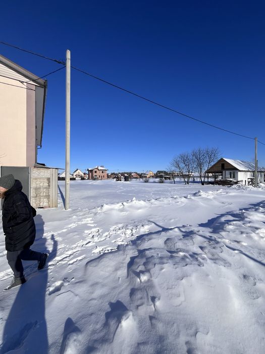 Продав земельну ділянку по вулиці Малиновського