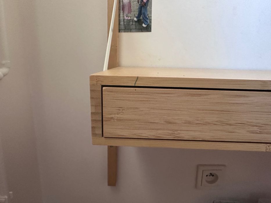 2 drewniane biurka dla dzieci / toaletka / półka