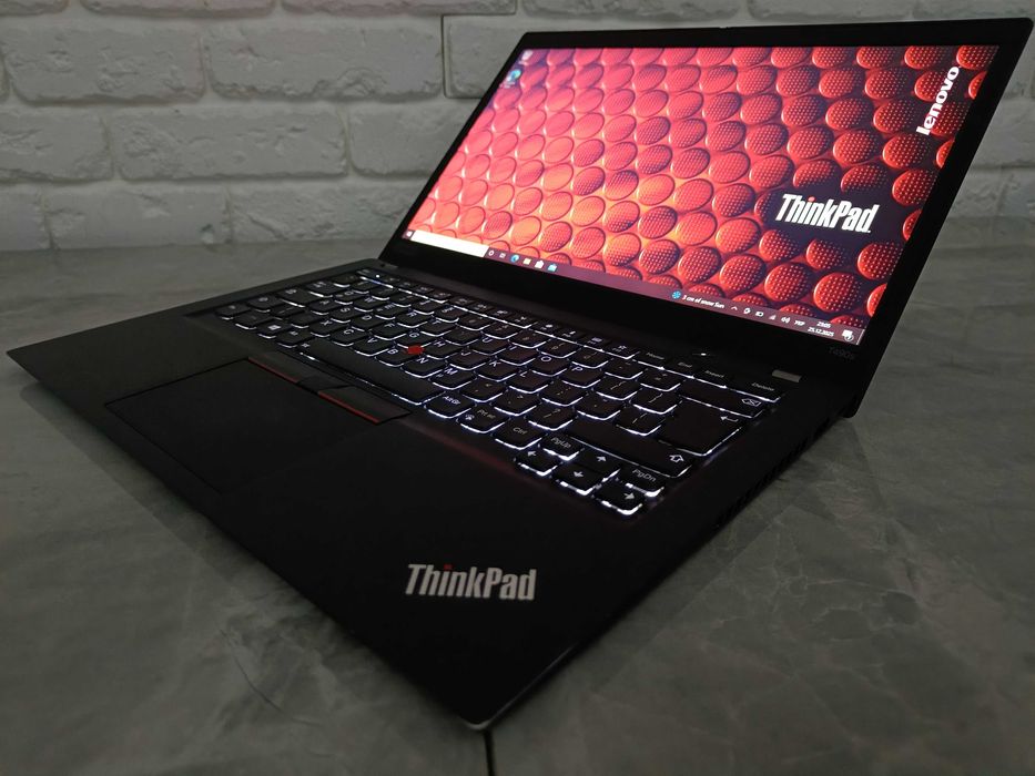 Ноутбук Lenovo T490s FULL HD IPS i7-8665U 16GB DDR4 SSD m2 NVME 256GB
