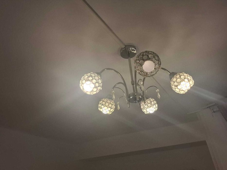 Candeeiro de teto 5 focos (lustre)