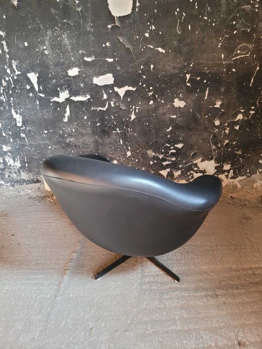 Fotel obrotowy bola labut Czechoslowacja vintage 60 lata