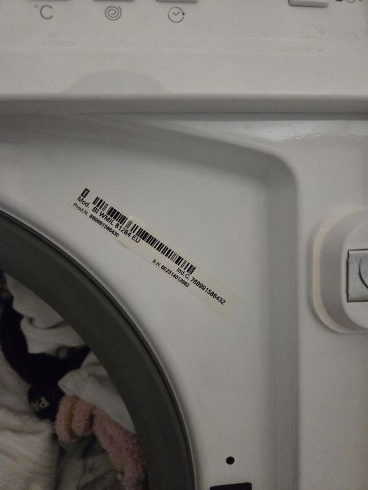 Maquina de lavar roupa INDESIT 8kg