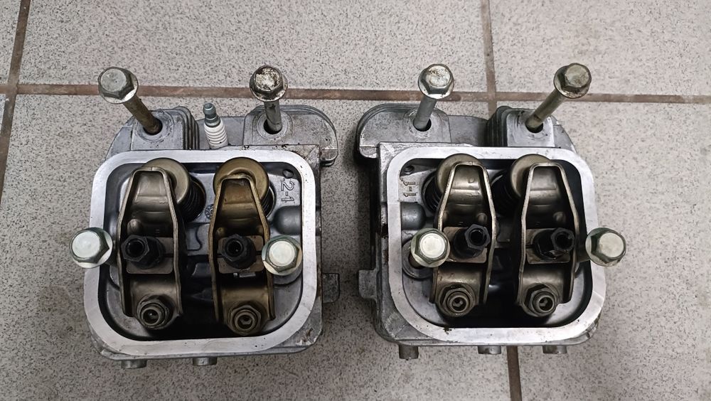 Głowice 38 do silnik Briggs vanguard v-twin wał poziomy tłok 75mm