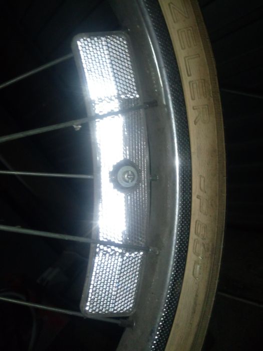 Rowerowe odblaski loftt stare białe w koło