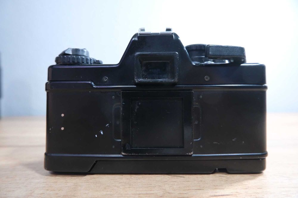 Praktica BCA z obiektywem Prakticar PB 80-200mm f/4.5-5.6 MC Pentacon