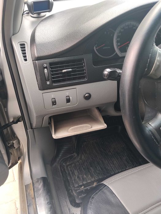 chevrolet lacetti 1.6 газ-бензин 4 покоління