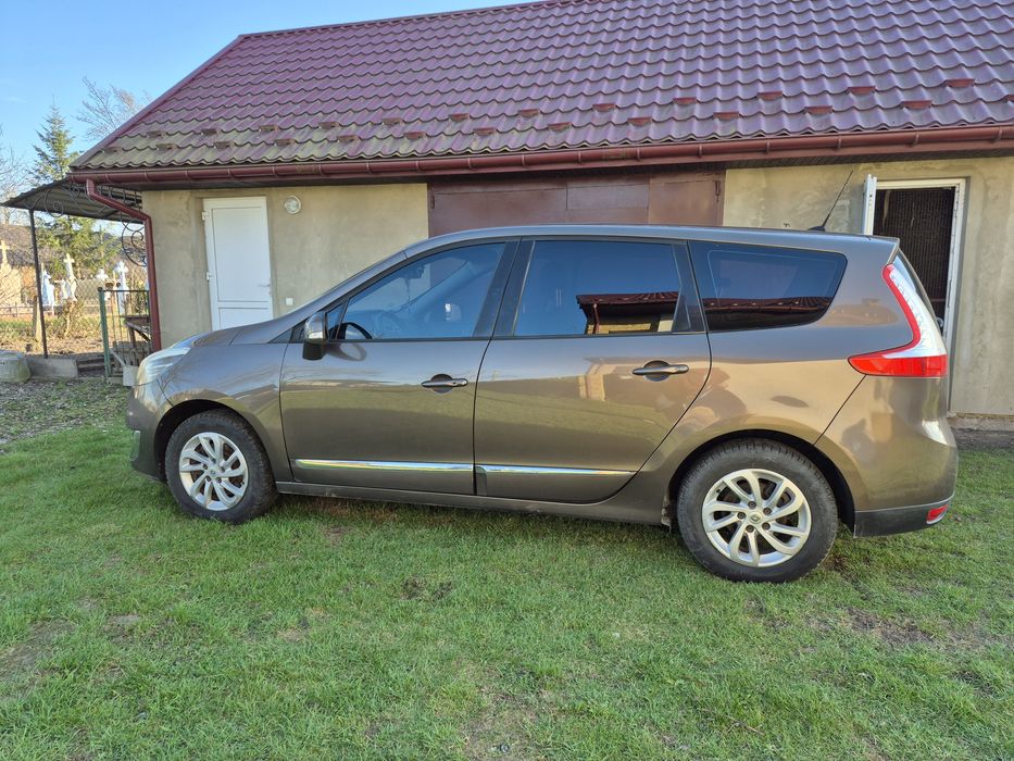 Рено гранд сценік