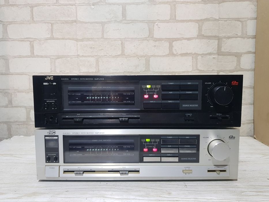 Стерео усилитель/підсилювач JVC AK300 8 Ом: 2x55 Вт б/у з Німеччини