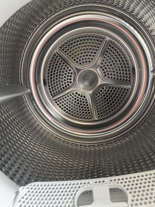 2 MAQUINAS BOSCH LAVAR E SECAR ROUPA sao duas maquinas bosch