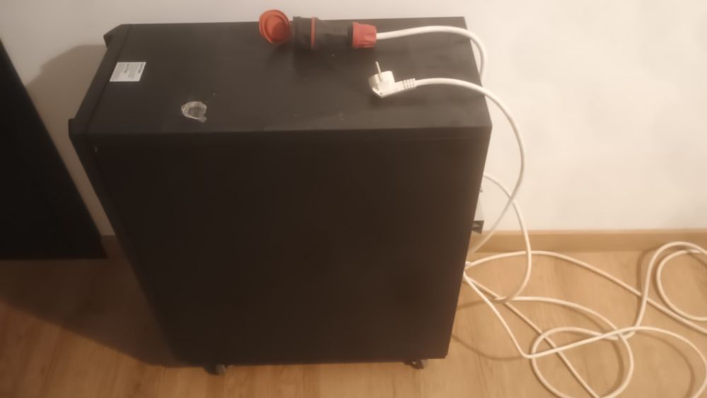 UPS Effekta MH6000 4200W  bez akumulatorów