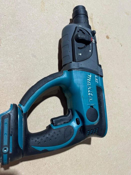 Makita dhr 202  sds