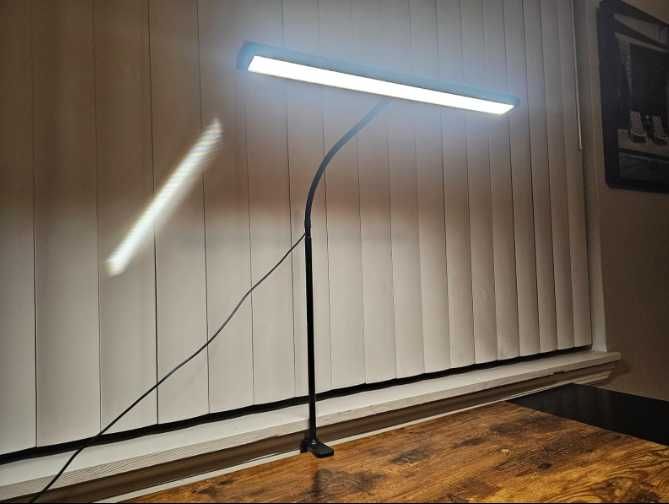 Lampa biurkowa LED z zaciskiem elastyczna do czytania nad monitor USB