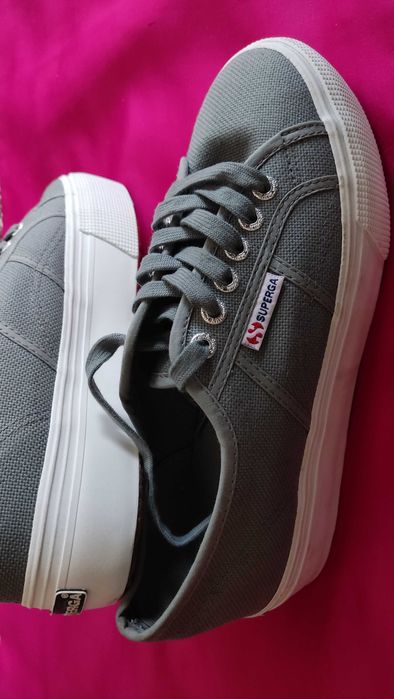 Nowe trampki tenisówki superga