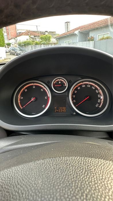 Opel Corsa D 1.3 CDTI Black edition