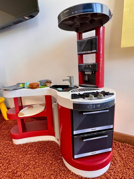 Vendo cozinha de criança Miele