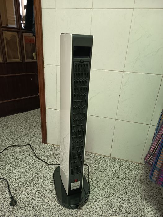 Torre cerâmica EQUATION STUDIO 2200W