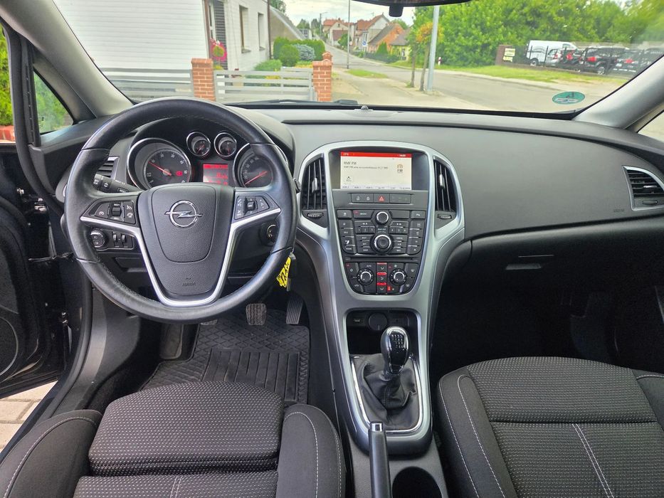 Opel Astra *Auto z Gwarancją *Serwisowana Nawigacja Zadbana