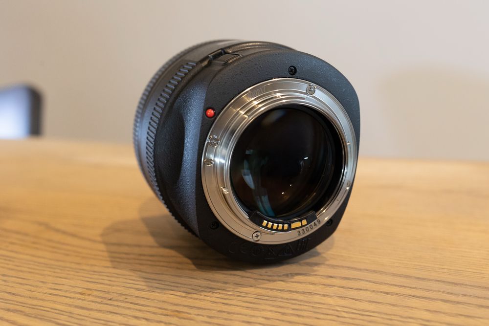 Обєктив Canon ef L 85mm 1.2 II USM