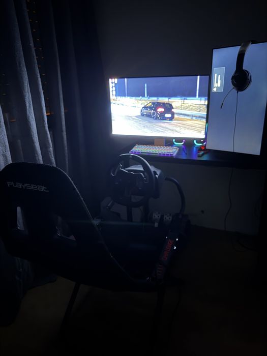 PLAYSEAT + G29 WHEEL AND SHIFTER