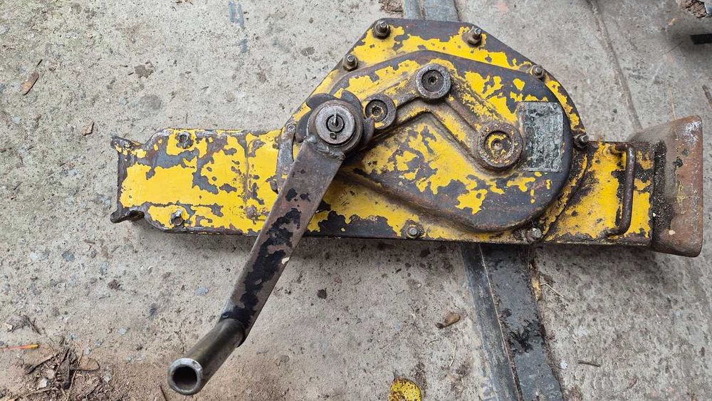 Домкрат рейковий ДР \ Домкрат реечный ДР