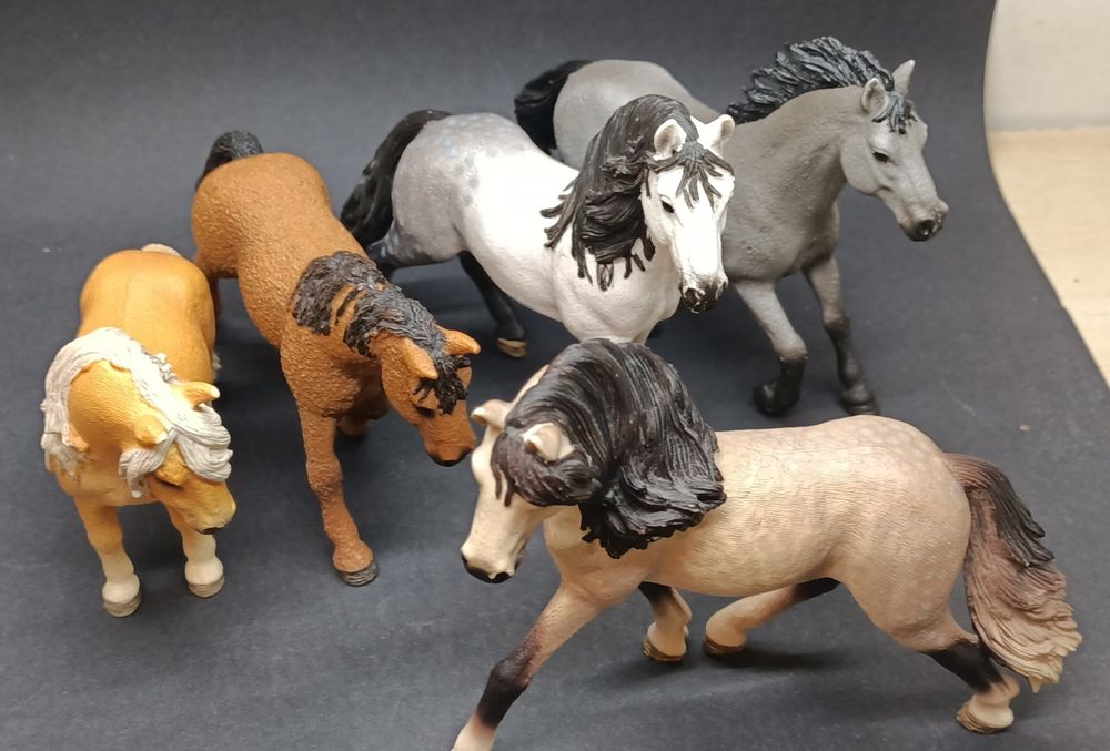 Duży zestaw koni schleich, koń figurka kolekcjonerska