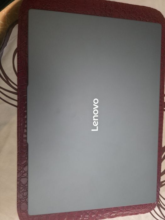 Lenovo ideapad slim 5  32gb ram 1 tb SSD 16"