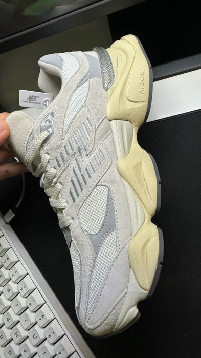 Sapatilhas New Balance 9060 originais - Novas