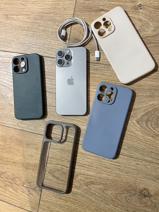 Iphone 15 pro max 256gb titanio estado de novo