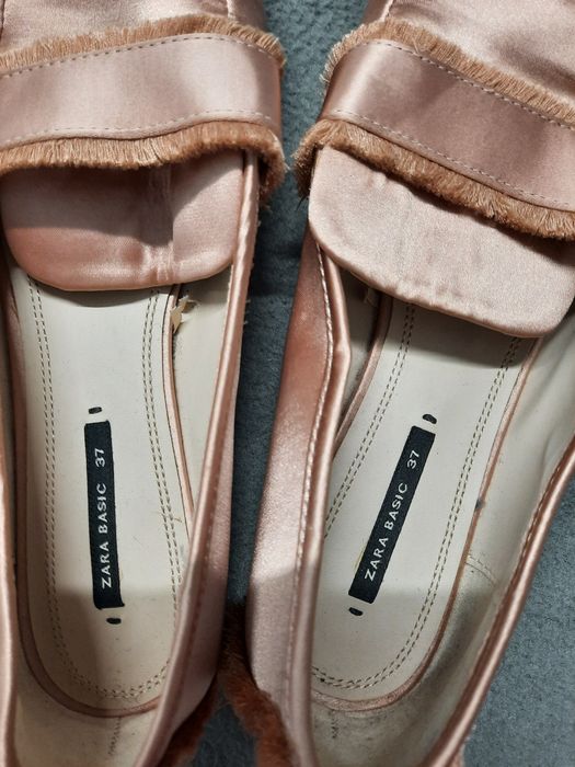 Sapatos marca zara