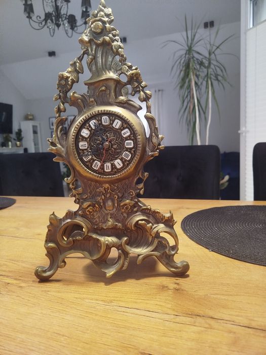 Mosiężny zegar kominkowy retro – mechanizm kwarcowy