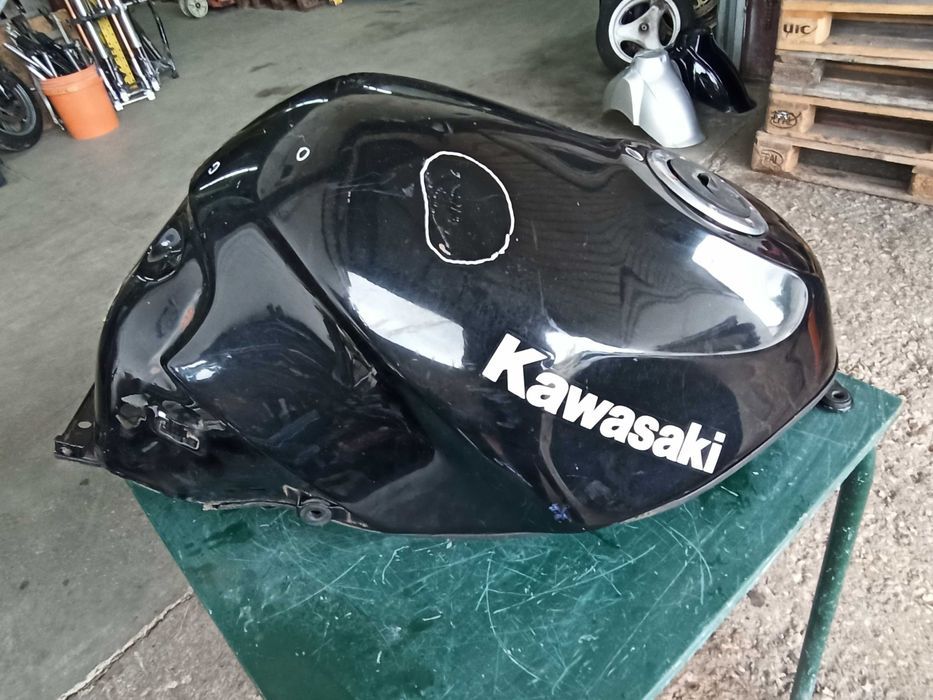 Peças Kawasaki ZZR1100