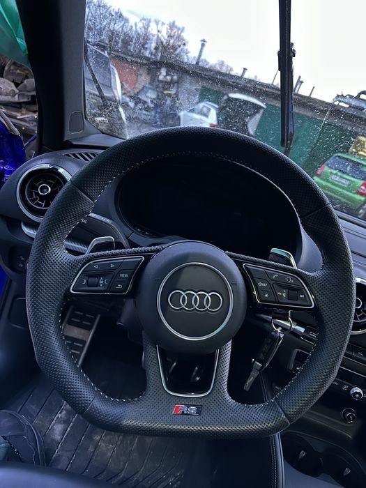 Руль мульти ауди rs3 s3 a3 a4 s4 s5 rs5 rs6 tt с лепестками и подушкой