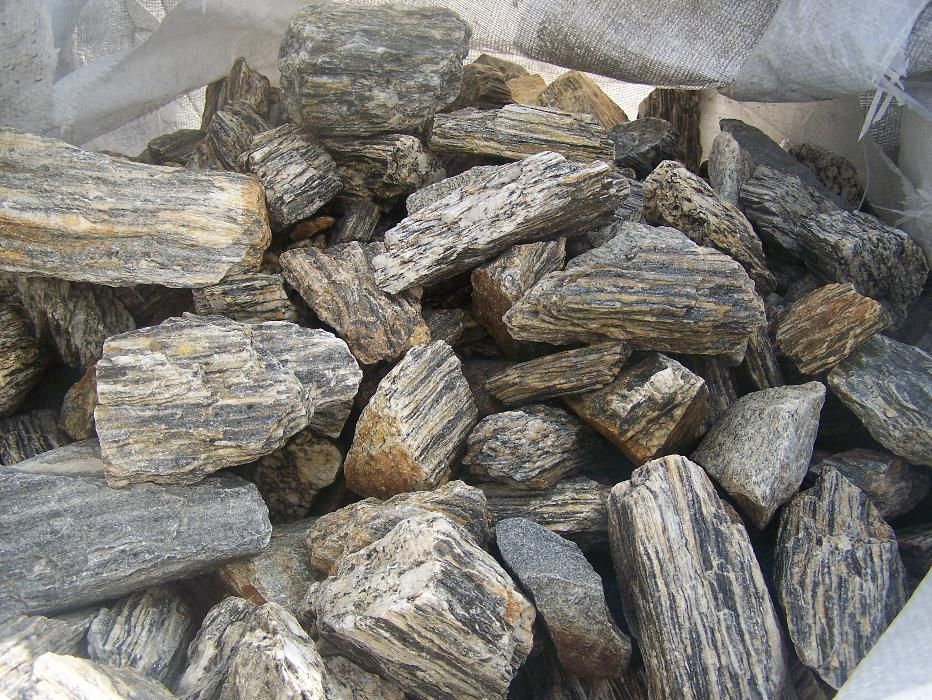 kora kamienna, kamień ogrodowy, ozdobny alejki, ziemia ogrodowa POLECA