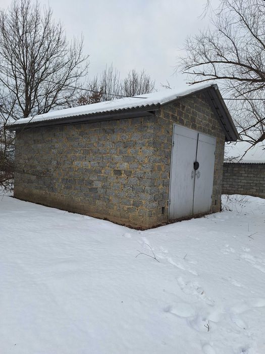 Гараж для автомобіля