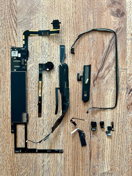 iPad 9th 10.2 2021 года 256 gb A2602