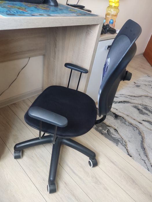 Fotel  krzesło biurowe  dla dziecka
